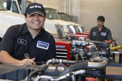 How Much Do Diesel Mechanics Make Diesel Mechanic Salary