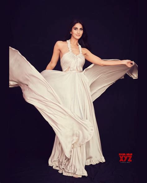 Actress Vaani Kapoor Sexy Stills Styled By Mohit Rai Social News Xyz