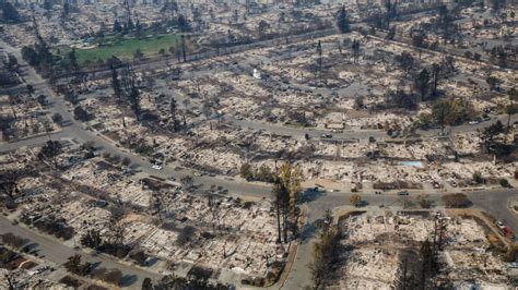Santa Rosa Comes To Terms With The Scale Of Devastation 3000