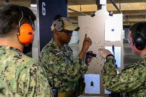 Train The Force Fort Worth Sailors Target Increased Weapons