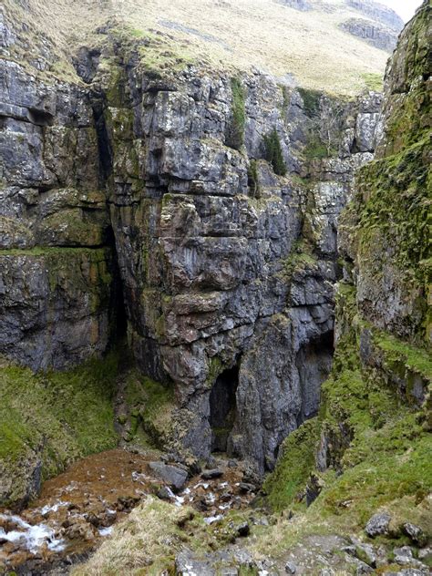 Walk To Gordale Scar And Malham Cove Mud And Routes
