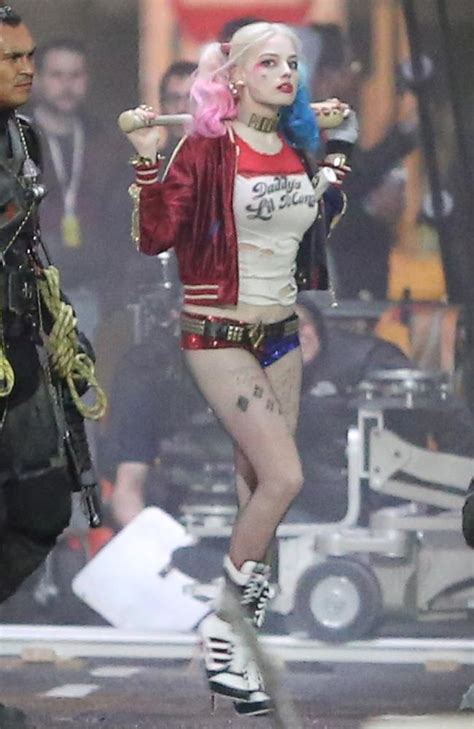 Margot Robbie Looks Totally Badass As Suicide Squad Supervillain Harley Quinn Herald Sun