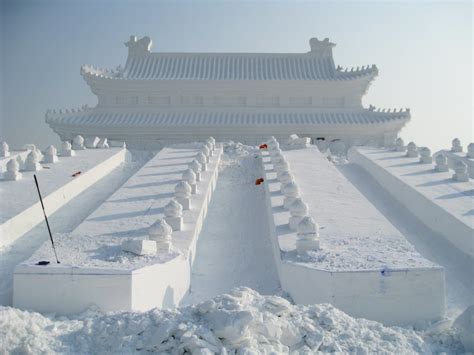 Harbin Snow And Ice Festival The Harbin Ice Festival Establ Flickr
