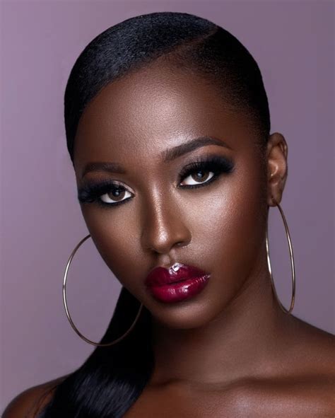 Makeup On Beautiful Dark Skin By Valerie Lawson Makeup For Black Skin Black Girl Makeup Dark