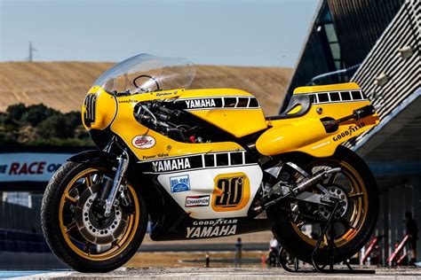Vintage Yamaha Racing 500cc 2 Stroke Gp World Gp Bike Legends