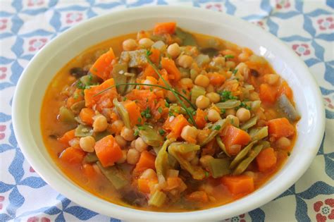 Check spelling or type a new query. Gastrolamas: Garbanzos guisados con verduras
