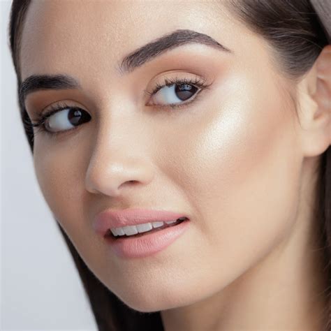 Afterglow Highlighting Skin Perfecting Powder │PÜR The Complexion ...