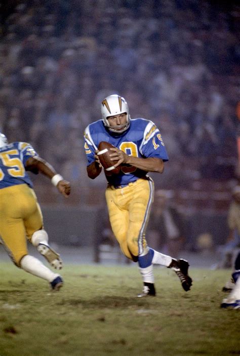 Johnny Unitas As A San Diego Charger Nfl Football Players Chargers