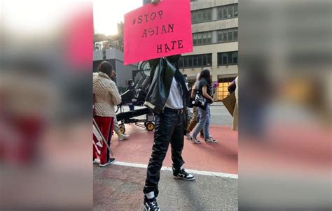 Rihanna Joins Stop Asian Hate Rally Dances In Nyc Streets