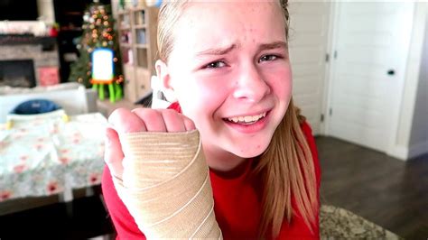 She Broke Her Wrist And Didnt Tell Her Parents 😱 Youtube