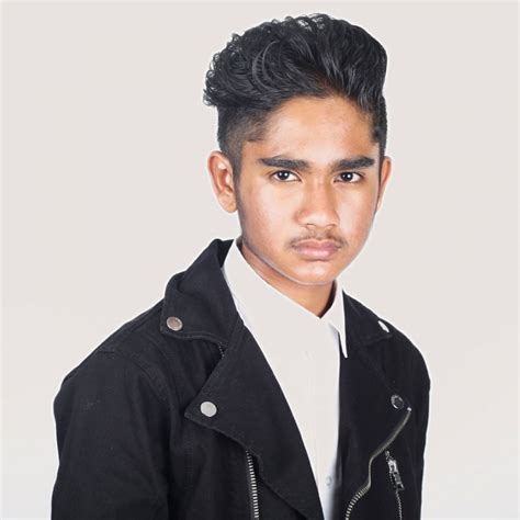 Ippo hafiz & rudy nastia edaran: Download Lagu Irfan Haris Pesan - sang-hook