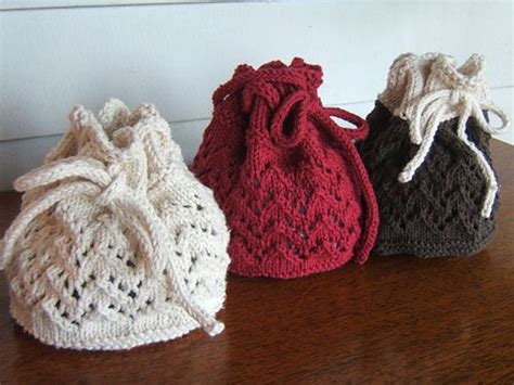 Knitting gifts, especially for christmas is a classic and traditional holiday gift that people of all ages love and appreciate. Holiday Gift Bag by Jentide | Knitting gift, Knitting ...