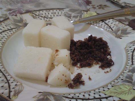 Bahan nasi impit, 1 bungkus nasi impit, sehelai daun pandan (simpul), 1 periuk air, bahan kuah kacang ayam, 1 kg kacang tanah, 3 biji bawang besar, 5 ulas bawang putih, 2 sudu serbuk cili, 3 cawan air, 3 batang serai (ketuk), 1 mangkuk isi ayam, 1 asam keping. ~ Yum-Yum Yummy ~: Resepi Nasi Impit dengan Sambal Kelapa