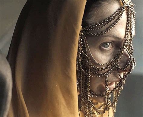 How Dunes Costume Designers Created The Definitive Sci Fi Fashion