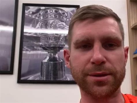 The races are done with ronaldo(92 pace) and mertesacker(31 pace) video you can see without the ball ronaldo can easily burn mertesacker. Verstecktes Detail: Aufruf von Per Mertesacker reißt alte ...