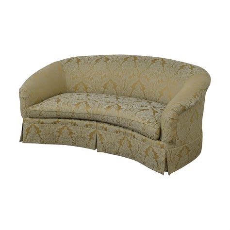 90 Off Drexel Heritage Drexel Heritage Curved Loveseat Sofas