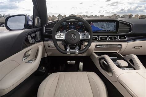 Mercedes benz suv amg 2020 interior. 2021 Mercedes-AMG GLE 63 S SUV is a monster, in a good way ...