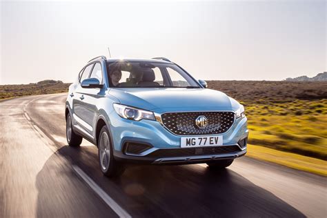 mg zs ev suv review pictures carbuyer