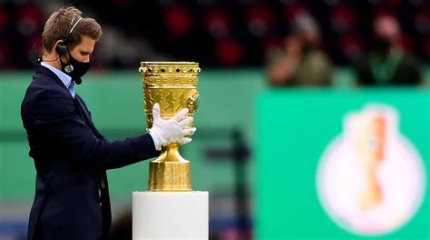 The competition began on 6 august 2021 with the first of six rounds and will end on 21 may 2022 with the final at the olympiastadion in berlin, a nominally neutral venue, which has hosted. Rahmenterminkalender 2020/2021: Saison startet mit DFB-Pokal :: DFB - Deutscher Fußball-Bund e.V.