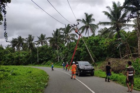 Gerak dapat diartikan berpindah tempat atau perubahan posisi sebagian atau seluruh bagian. 99 Persen Gangguan Listrik Diperbaiki Pasca Gempa Maluku Utara