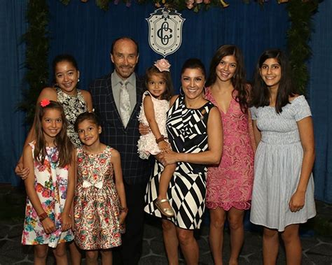 Lee With Fox News Host Rachel Campos Duffy And Her Six Daughters