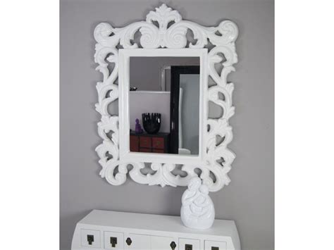 lustro ażurowa biała rama styl barokowy lustra do garderoby zdjęcia pomysły inspiracje