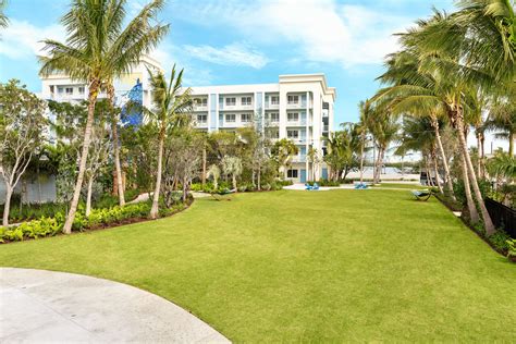 The quality inn® hotel is centrally located on the state line between mississippi and tennessee near several popular attractions. Hilton Garden Inn Key West / The Keys Collection, Key West ...