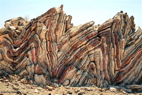 10 Amazing Geological Folds You Should See