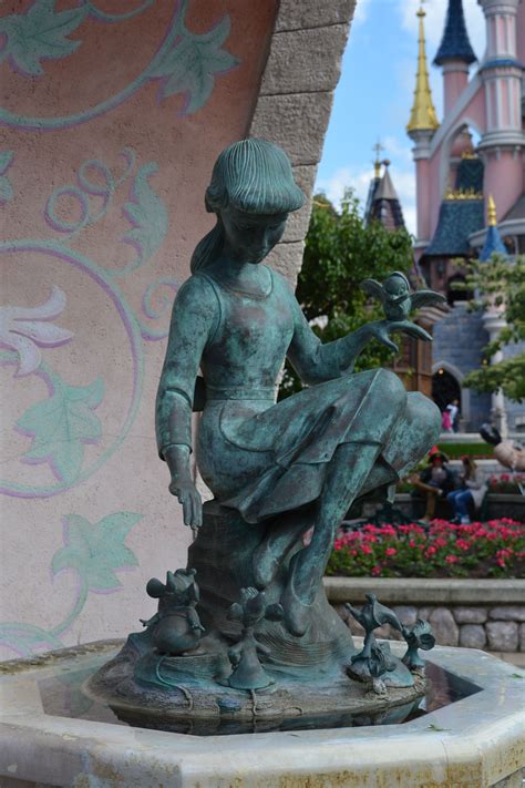Paris Disneyland Cinderella Fountain