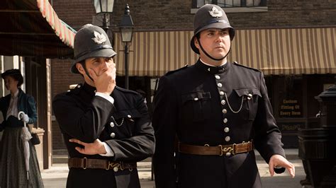 Lachlan murdoch is a canadian actor from vancouver, british columbia born on february 16th 1986. Painted Ladies - Murdoch Mysteries S10E07 | TVmaze