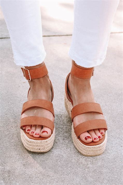 Did you scroll all this way to get facts about ponyhair? P I N T E R E S T: mckennaannmaier | Sandals, Flatform ...