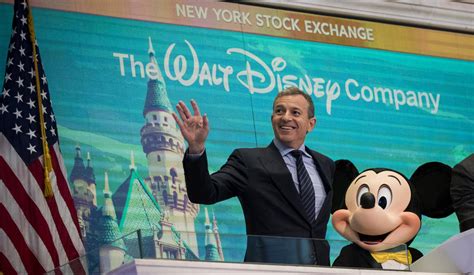 Disney Raises Its Bid For Fox To 713 Billion After Comcast Offer Cursor