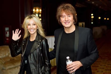 Heather talks about her marriage to tommy lee and also her role in rock and roll mom, свернуть ещё. Heather Locklear & Richie Sambora - (divorce)