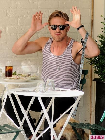 Ryan Gosling Ryan Gosling Looking Hot And Flexing His Biceps In Nyc