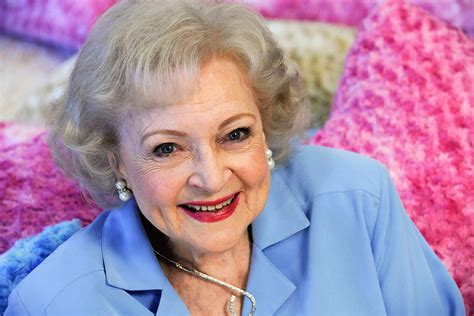 betty white died of a stroke weeks before 100th birthday ibtimes uk