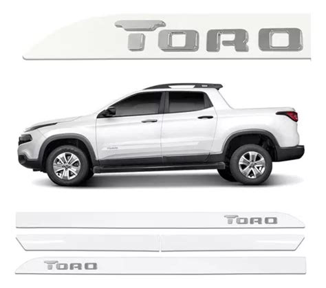 Friso Lateral Fiat Toro A Branco Ambiente Cromado