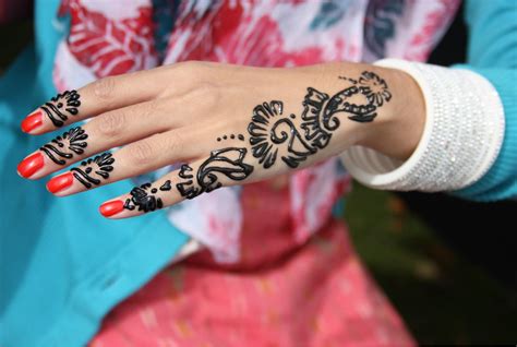 Fda has received reports of adverse reactions to some decal, henna, and black henna temporary tattoos. The Dangers of Black Henna Tattoos