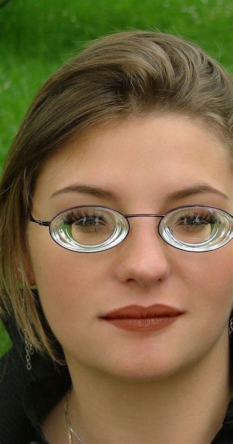 Pin By Rokema On Beauty Health Glasses Girls With Glasses Eyeglasses
