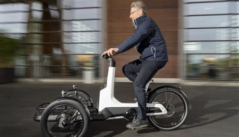 The vehicle has continental 48v revolution engine with integrated automatic gearbox. VW Cargo e-Bike: Serienmodell vorgestellt - ebike-news.de