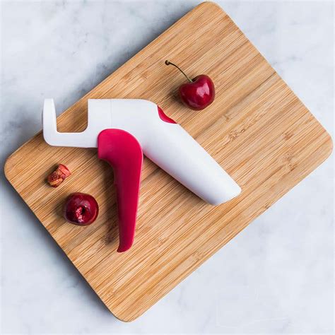 Chefn Quickpit Cherry And Olive Pitter Kitchen Stuff Plus