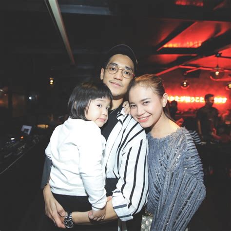 Cara cepat dan gratis untuk download foto profil anda dari instagram. Deretan Cewek yang Datang ke Acara Ulang Tahun Afgan Syahreza - MataMata.com