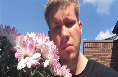 557 posts an exciting prospect. MC Smook erhält „Fanpost" von AfD-Vorsitzender Frauke ...