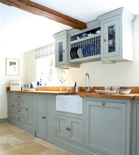 But, with the right way, you can. Stylish turquoise kitchen renovated by Parlour Farm