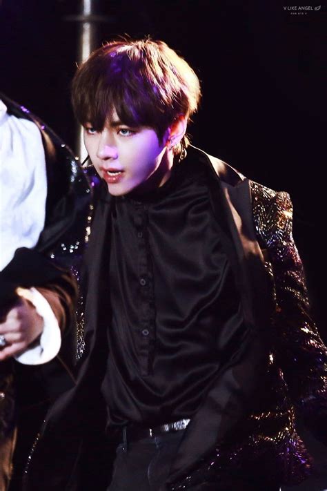 Visualnya yang menawan pun mampu mencuri perhatian penggemar. Pin by 👉🏼Elinor's.KworldZone🤫 on BTS.V(Kim Taehyung) | Kim taehyung, Taehyung, Anime