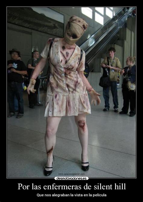 Las enfermeras son un tipo recurrente de monstruo y una tradición en la historia de silent hill, apareciendo de una u otra forma en todos los juegos. Por las enfermeras de silent hill | Desmotivaciones
