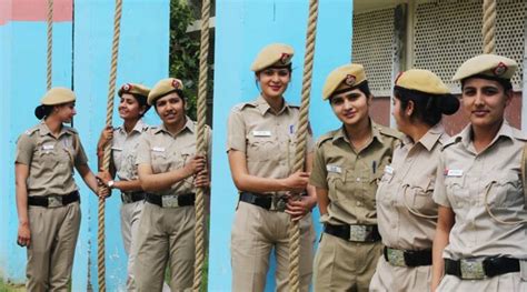 How To Be A Woman And A Sharp Cop In India Eye News The Indian Express