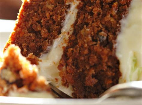 I never felt deprived because i still got to enjoy delicious desserts! Carrot Cake Low Calorie Recipe | Just A Pinch Recipes
