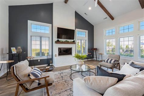 Gateway Lakes | Grove City Apartments