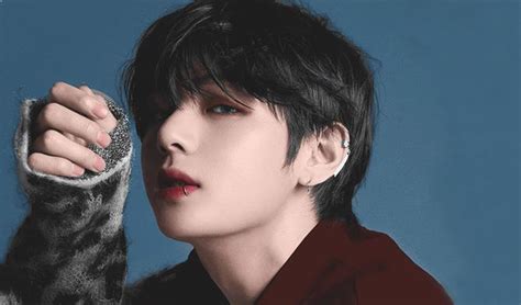 Все 2 плейлиста 91 трек. The Reason Why BTS V Has The World's Most Amazing Visuals Has Finally Been Revealed | Kpopmap ...