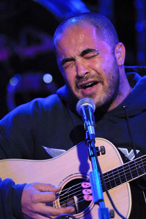 Aaron lewis may be best known to the majority as the lead singer of massachusetts rock group aaron lewis was amazing!!! Staind Biography and Profile